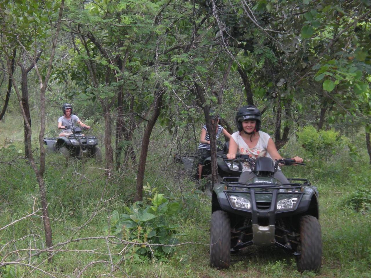 Nkonyeni Lodge & Golf Estate Ngwempisi Екстер'єр фото