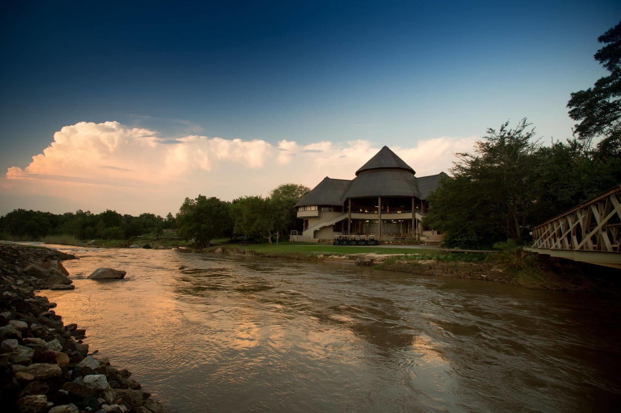 Nkonyeni Lodge & Golf Estate Ngwempisi Екстер'єр фото
